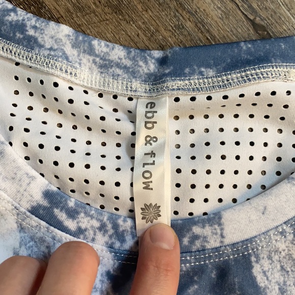 ebb & flow blue and white tie dye tank - Picture 3 of 4